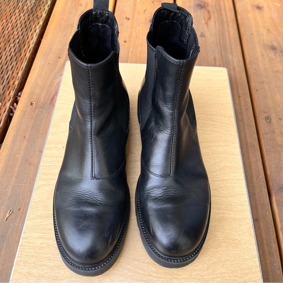 Vagabond Shoemaker Kenova Black Leather Chelsea Chunky Sole Ankle Boot Sz EU 40 - Picture 9 of 16